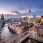 Berlin im Wandel: Wie Künstliche Intelligenz die Arbeitswelt der Hauptstadt neu definiert